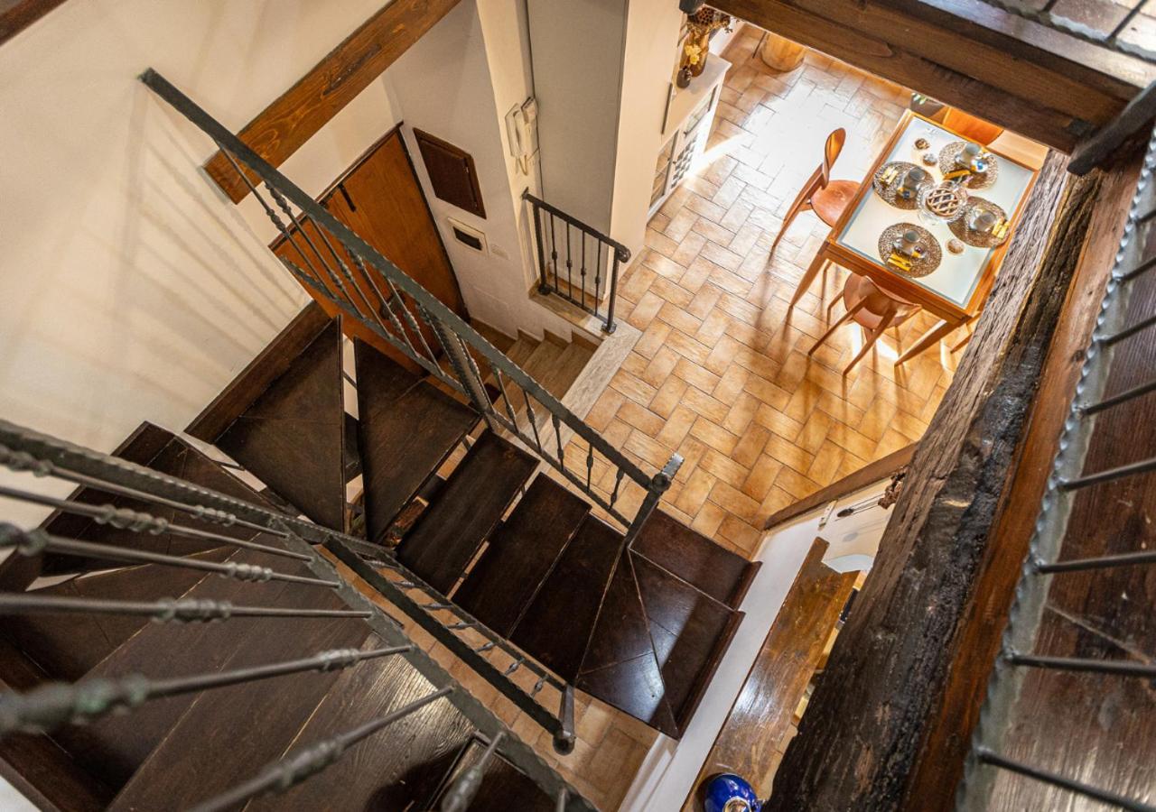 Bed and Breakfast La Casa Di Pepe Сутри Экстерьер фото